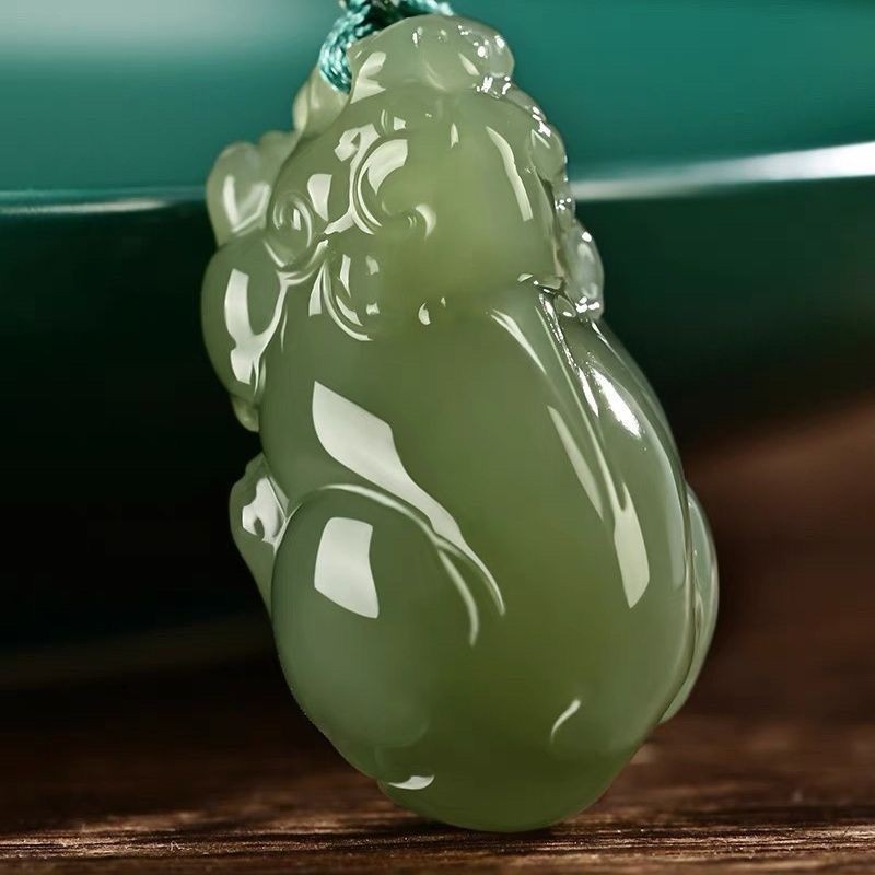 Natural Hetian Jade Pi Xiu Pendant Necklace Unisex Jade Amulet Couples Jewelry