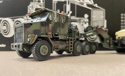 1:72 US Army Oshkosh M1070 Heavy Transport Vehicle Model Collection Box