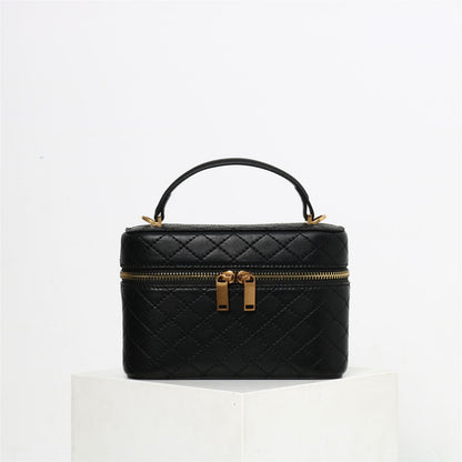 Fully Lambskin Lined!Quilted Real Leather Vanity Case Shoulder Bag Purse Chains