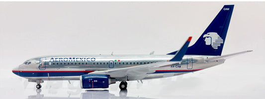 1:200 JC Wings Aeroméxico B737-700 Flap Down Diecast Aircraft Plane Model