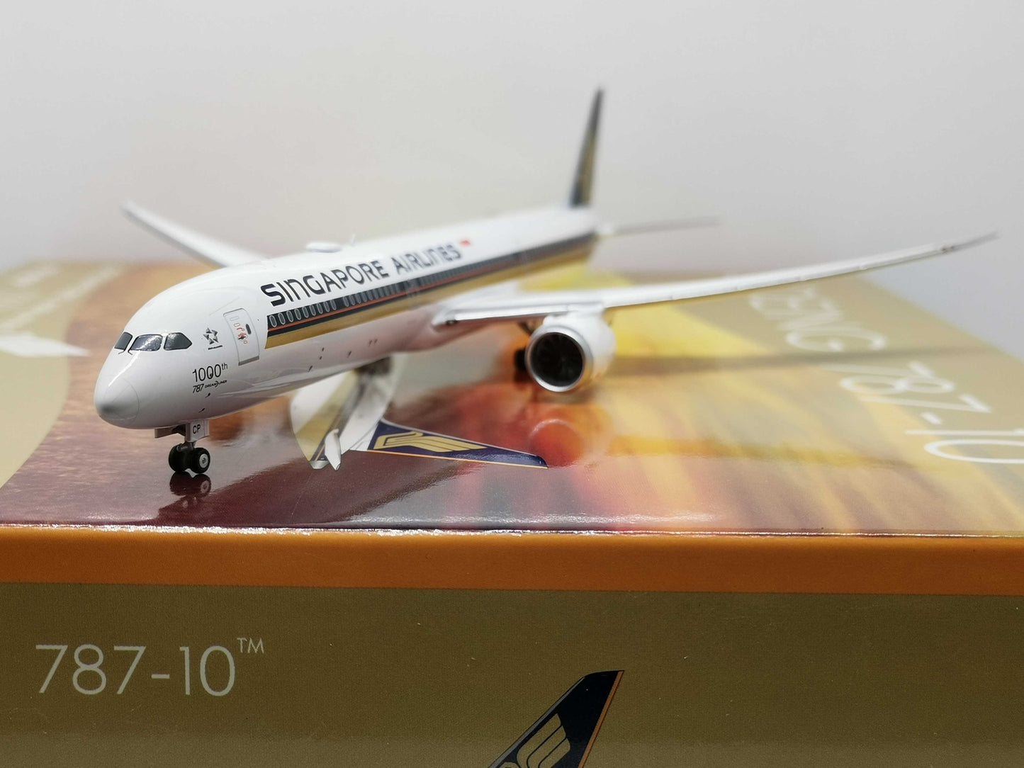 1:400 Phoenix SINGAPORE AIRLINES PACIFIC B787-10 Airplane Diecast Aircraft Model