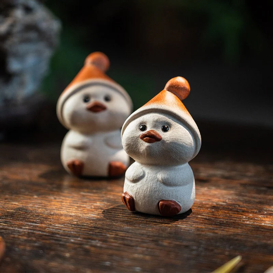 Raw Ore Purple Sand Tea Pet Cute Duck with Christmas Cap Zisha Tea Accessories