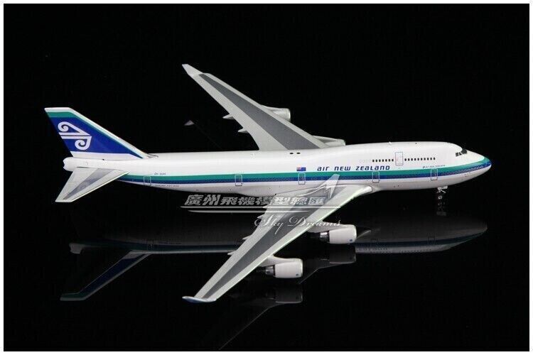 1:400 Phoenix AIR NEW ZEALAND BOEING 747-400 Passenger Airplane Diecast Model