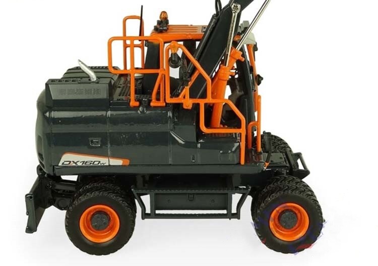 1:50 DOOSAN DX160W Wheeled Excavator Equipment Contruction Machine Diecast Model