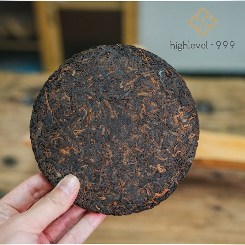 200g Ripe Puer Tea Cake Xue Shan Tian Yun Yunnan Ancient Tree Aged Mellow Aroma