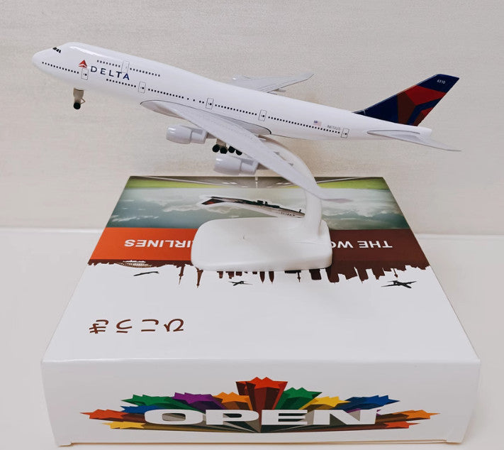20CM DELTA BOEING 747-400 N670US Passenger Aircraft Plane Diecast Airplane Model