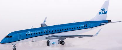 1:200 Herpa KLM Embraer ERJ-190 Passenger Airplane ABS Plastic Aircraft Model