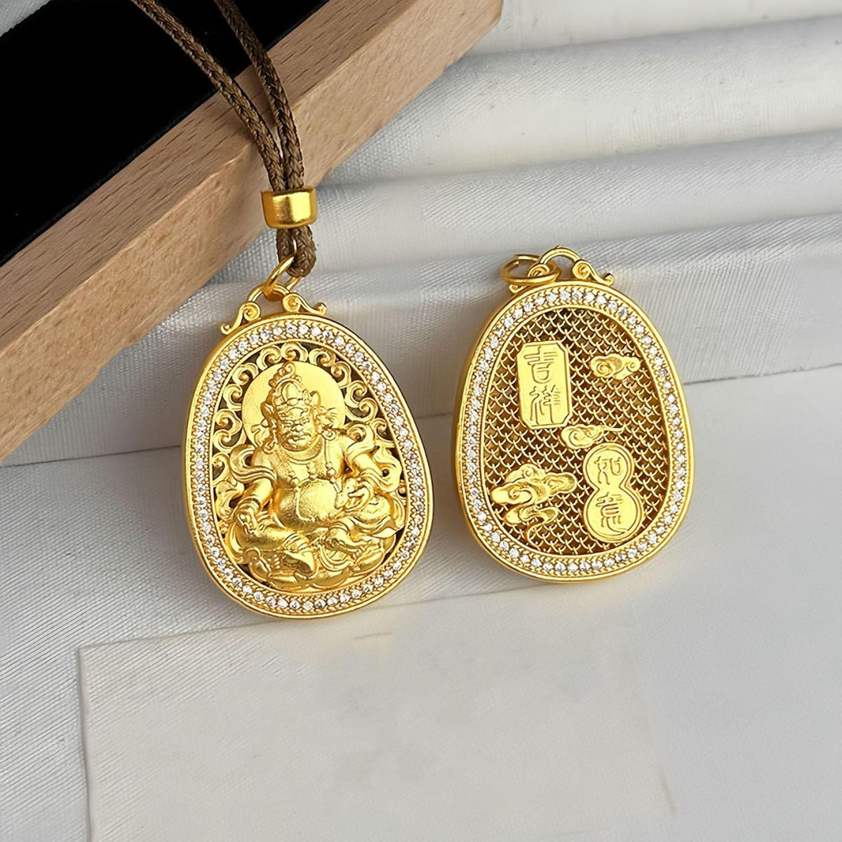 Golden God of Wealth Pendant Necklace Bring Good Luck Safty Feng Shui Amulet