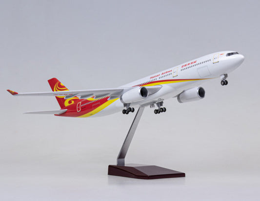 47CM 1:135 HAINAN AIRLINE AIRBUS A330 Passenger Plane Landing Gears Resin Model