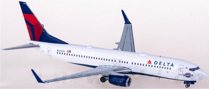 1:200 GeminiJets DELTA BOEING 737-800W Passenger Airplane Diecast Aircraft Model