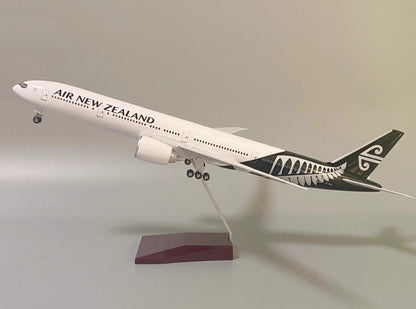 1:157 47CM AIR NEW ZEALAND BOEING 777-300ER Airplane Landing Gear Resin Model