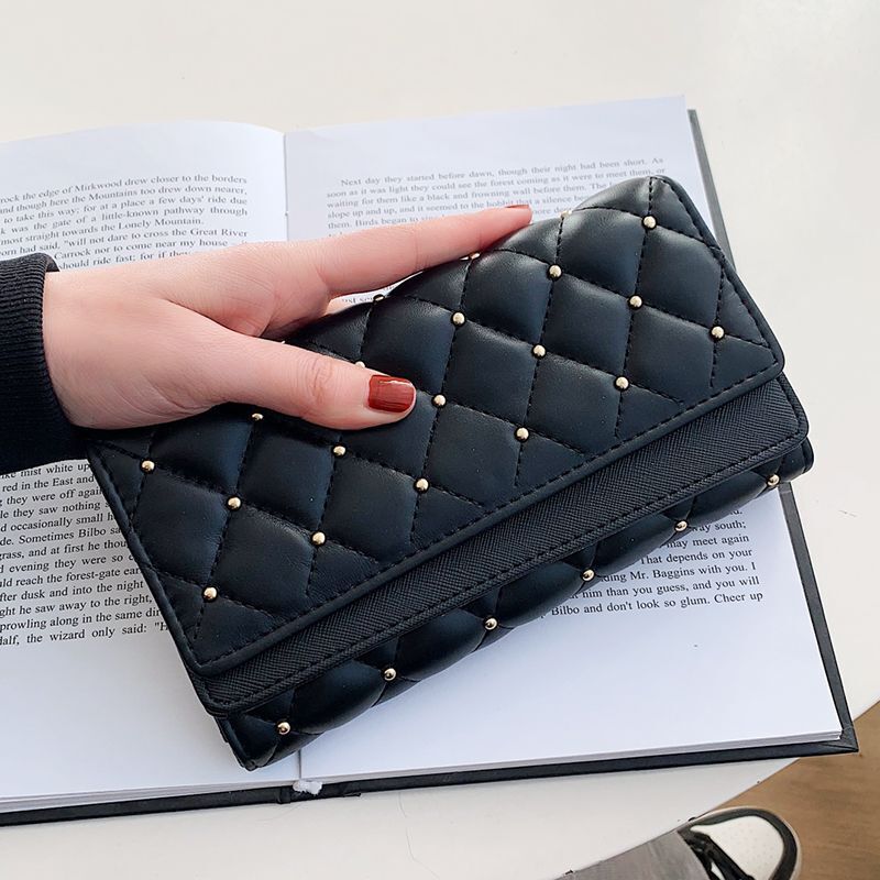 Luxury Long Wallet Quilted Soft Leather Wallets Studded Coin Purse Card Clutch
