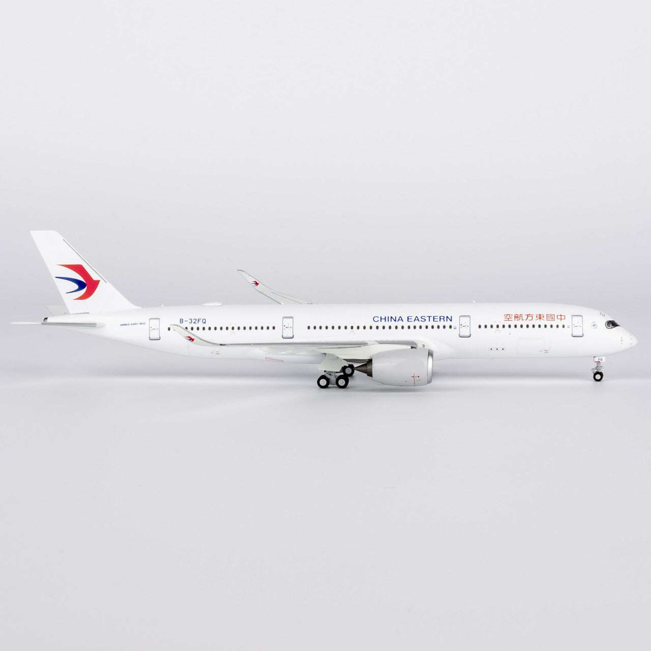 1:400 NGmodels China Eastern Airbus A350-900 Passenger Diecast Airplane Model