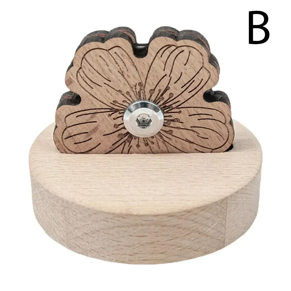 Thread Cutters Wooden Flower Daisy Desktop Carving DIY Cross Stitch Sewing Tools
