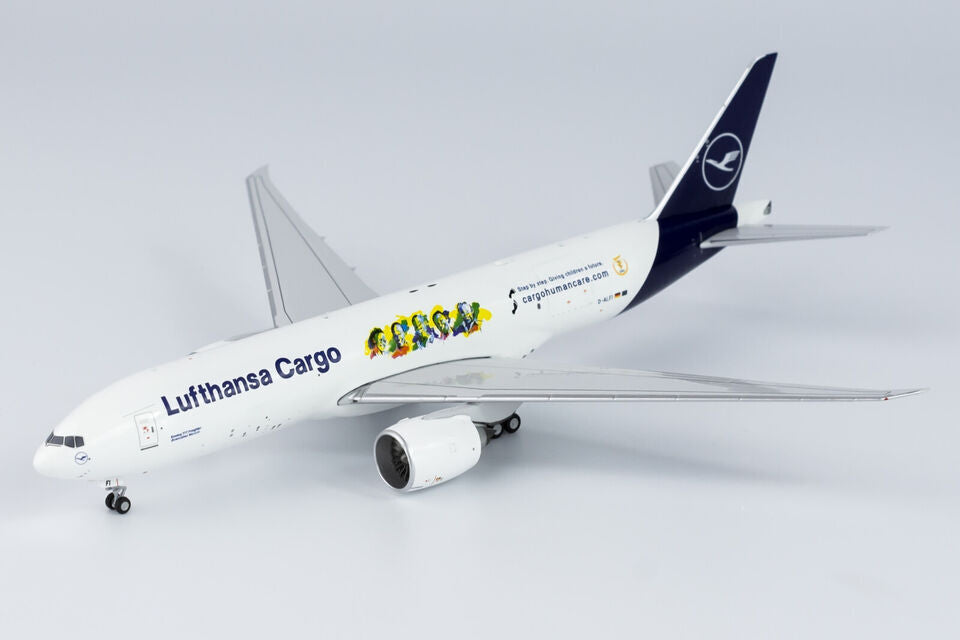 1:400 NG Model Lufthansa Cargo BOEING 777F Airplane Plane Diecast Aircraft Model