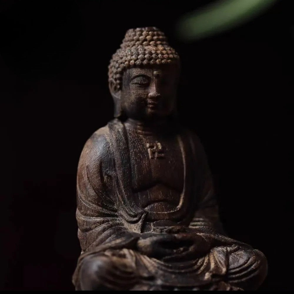 Incense Wood Carving Lotus Sitting Statue of Buddha Dainichi Buddha Ornaments