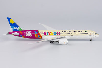 1:400 NG Model SAUDI BOEING 787-9 Passenger Aircraft Diecast Airplane Model