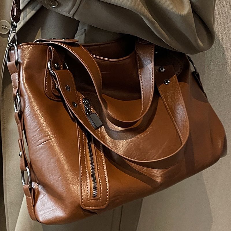 Shoulder Bag Oil Wax Leather Wide Strap Crossbody Bag Zipper Shopper Handbag 1PC