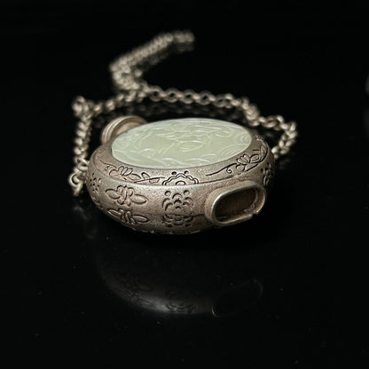 China Tibetan Silver Inlay Jade People Snuff Bottle Sachet Amulet Necklace