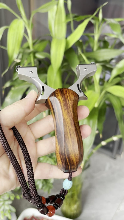 New Titanium Alloy Slingshot Redwood Handle Hunting Flat Rubber Band Catapult