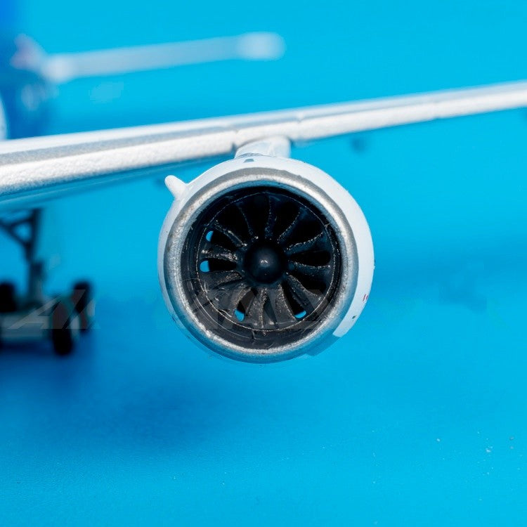 1:400 JC Wings China Southern A350-900XWB Airplane Diecast Aircraft Model
