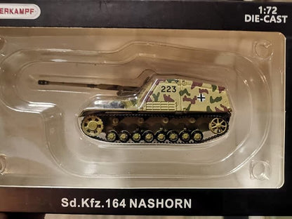1/72 German Rhinoceros Tank Model NASHORN Sd.Kfz.164 Green