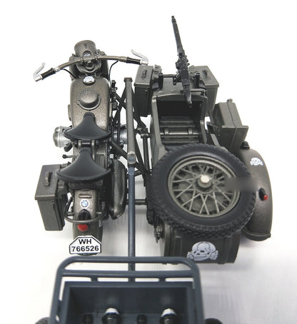 GERMAN SS18-BMW R75 Panzerfaust 30 1/24 Motorcycle model finished ATLAS
