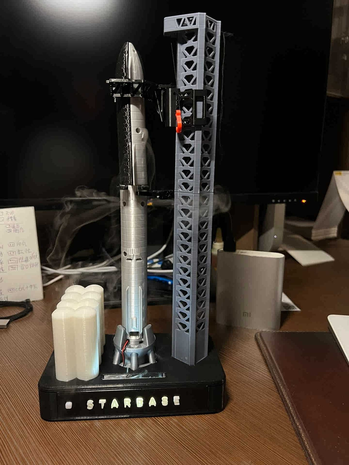 1/400 Spacex Starship Launch Tower Set with Humidifier Model H:31cm/12inches