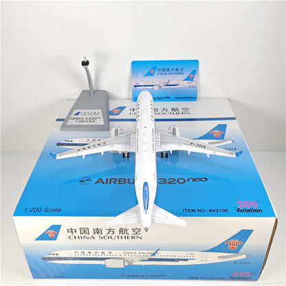 1:200 Aviation CHINA SOUTHERN AIRBUS A320NEO Passenger Airplane Diecast Model