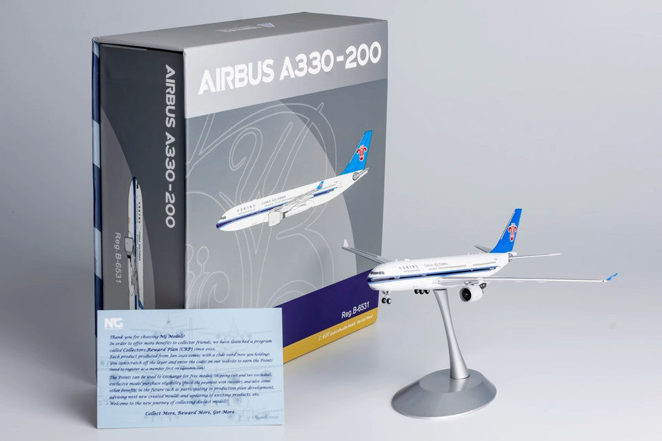 1:400 NG Model CHINA SOUTHERN AIRBUS A330-200 Passenger Airplane Diecast Model