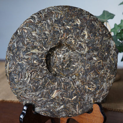 Liang Zai Pin Raw * 2013 Yunnan Pu'er Haiwan Old Comrade Old Tree Raw Puerh 400g