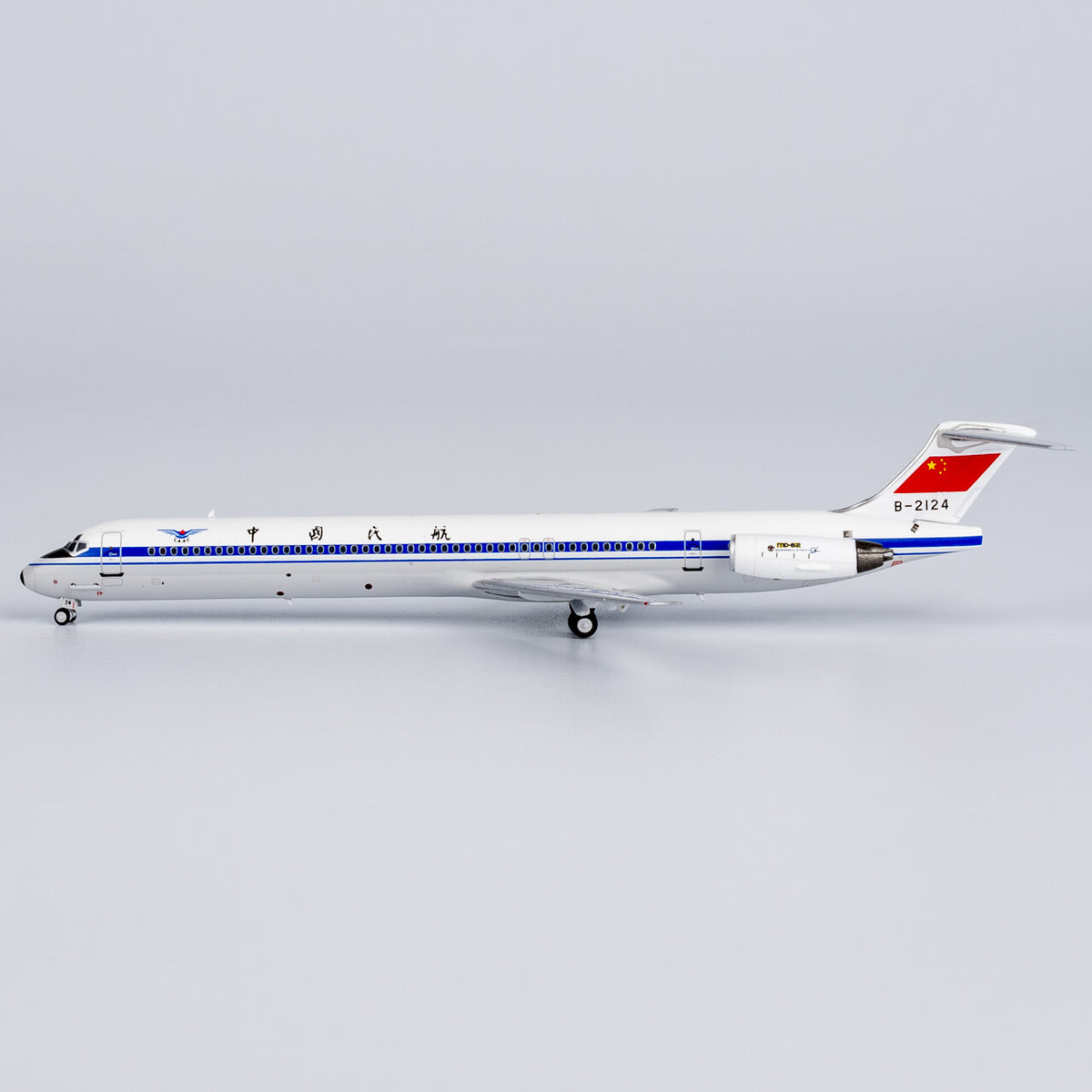 1:400 NGmodels CAAC McDonnell Douglas MD-82 Airplane Diecast Plane Model