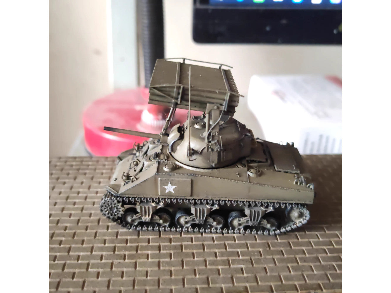 1/72 Us M4 Sherman Tank With Calliope Rocket Launcher Painted Finished Model