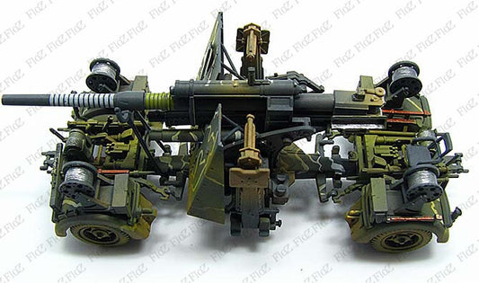 WWII German 88 mm Flak 36 the eighty-eight artillery gun 1/72 finished model