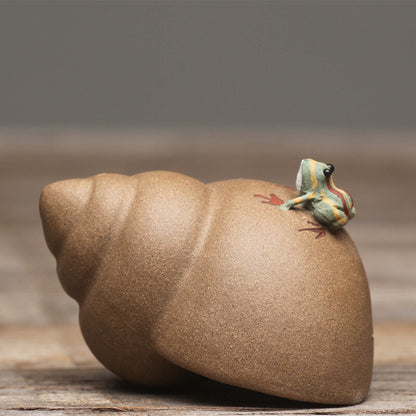 Creative Tea Pet Water Squirt Frog On Vivipara Zisha Tea Play House Decoration