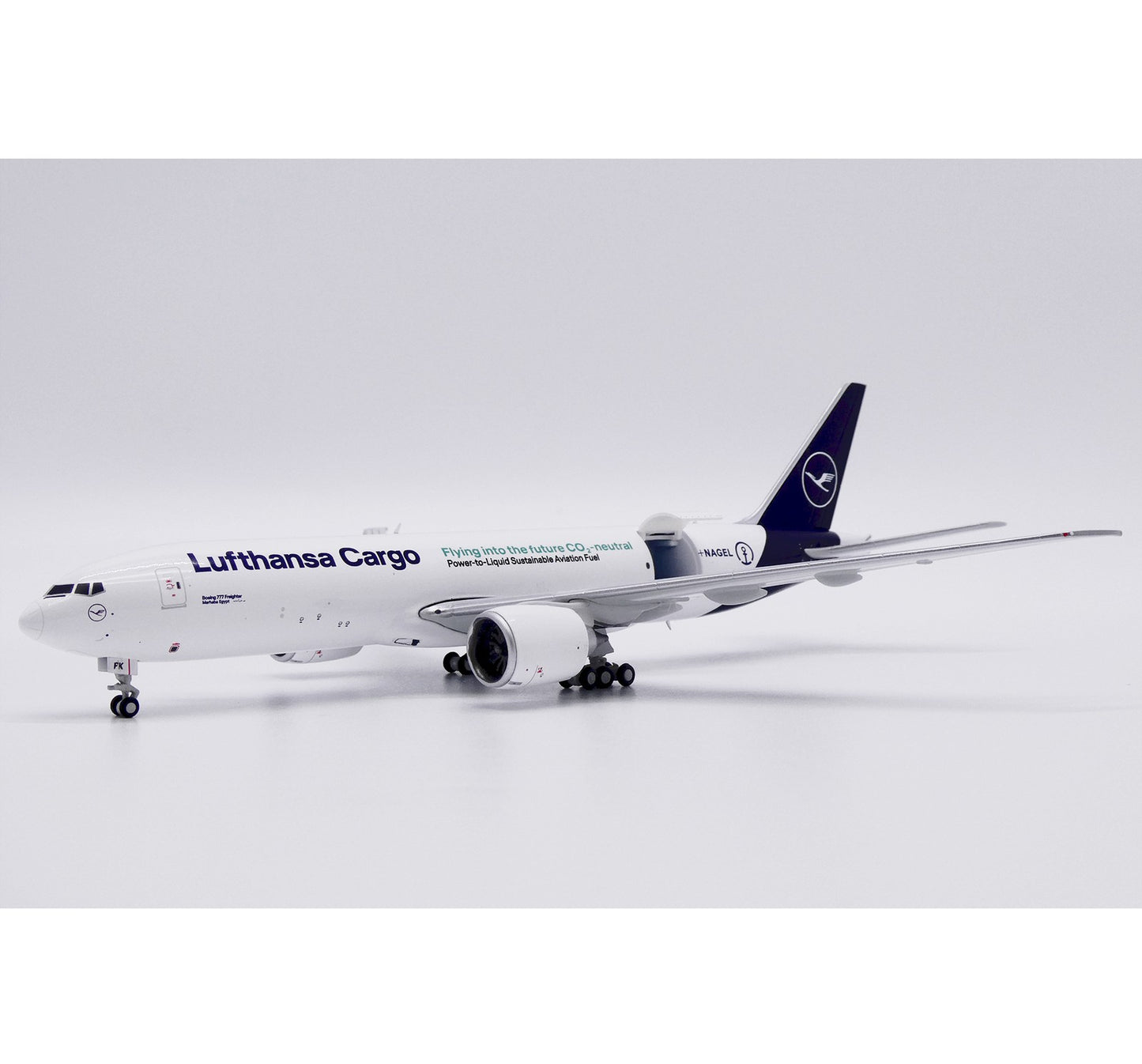 1:400 JC Wings Lufthansa Boeing 777-200F Passenger Plane Diecast Aircraft Model