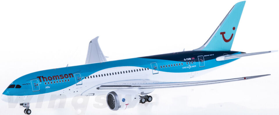 1:400 GeminiJets Thomson BOEING 787-8 Passenger Airplane Diecast Aircraft Model