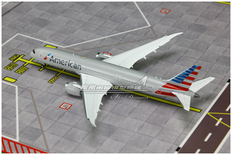 1:400 GeminiJets American BOEING 787-9 Passenger Plane Flap Down  Diecast Model