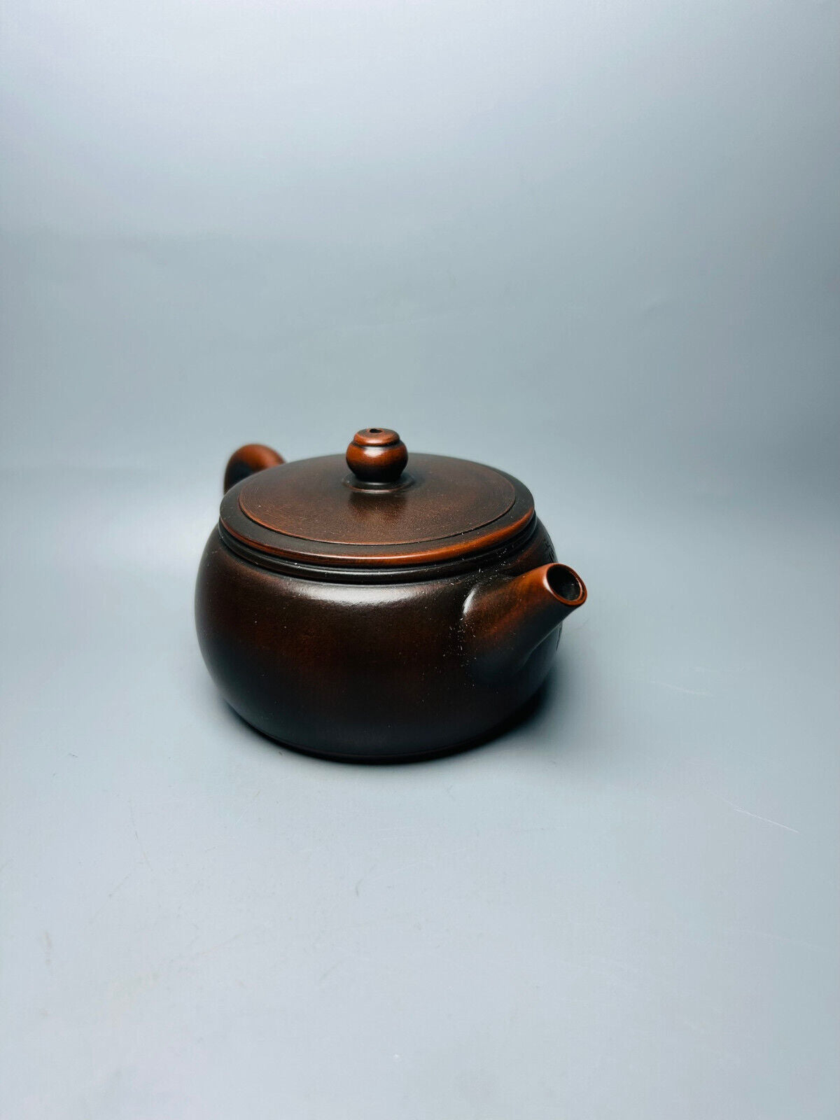 Chinese Yixing Zisha Clay Handmade Exquisite Teapot（大口盖福壶 底款： 顾景舟）