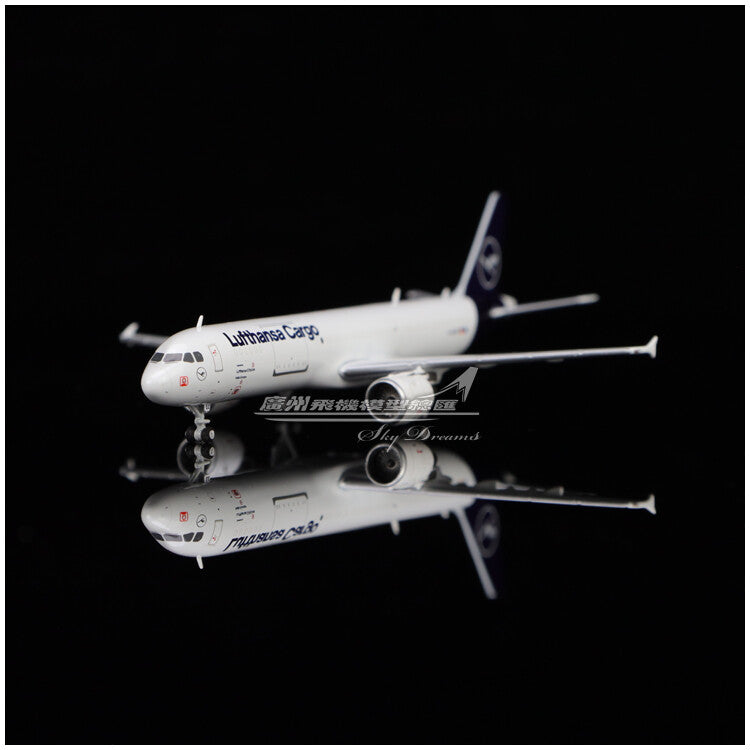 1:400 GeminiJets Lufthansa Cargo AIRBUS A321P2F Airplane Diecast Aircraft Model