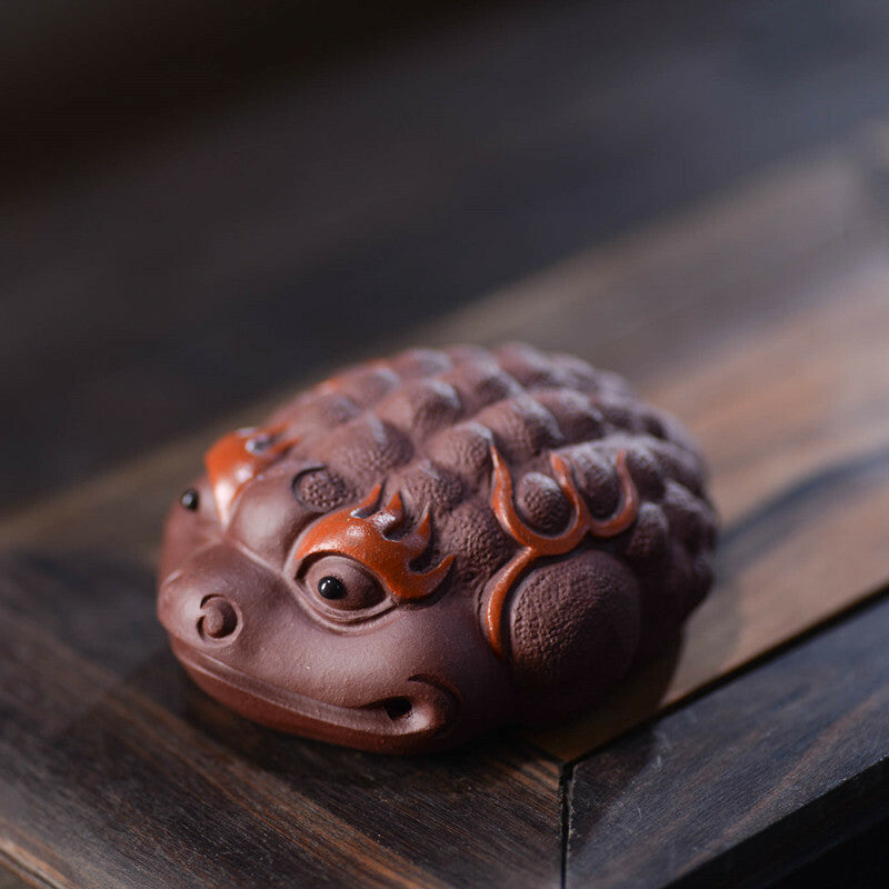 Clay Animal Golden Toad Pixiu Tea Pet Statue Chinese Yixing Zisha Pottery Purple