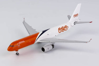 1:400 NGmodels TNT Tupolev TU-204-120S Passenger Airplane Diecast Model
