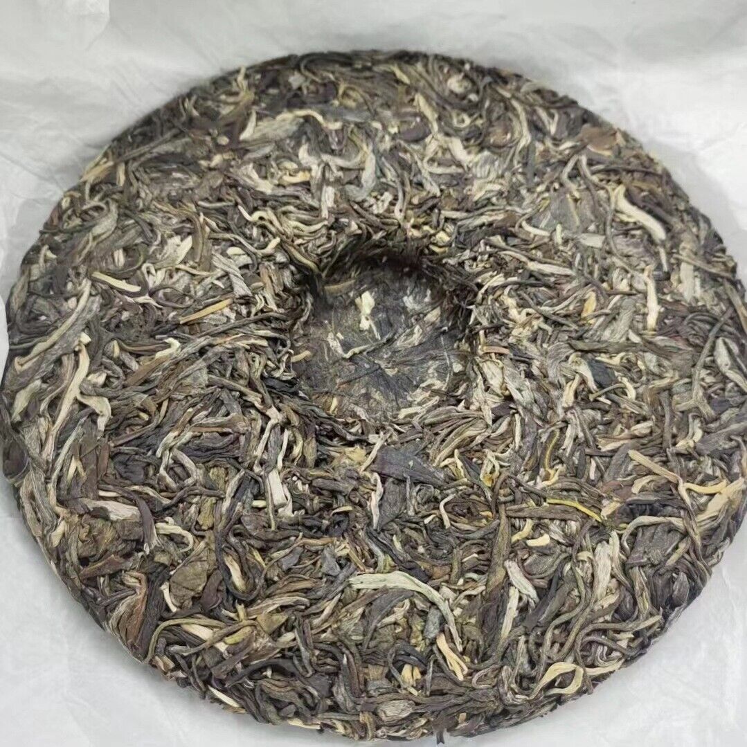 Yunnan Pu'er Tea Phoenix Nest Ancient First Spring Pu'er Tea Raw Tea 357g