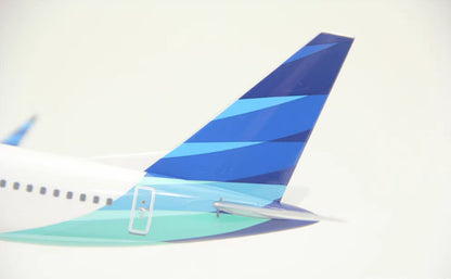 1:200 31CM RISESOON Garuda Indonesia BOEING 737 MAX 8 Airplane ABS Plastic Model