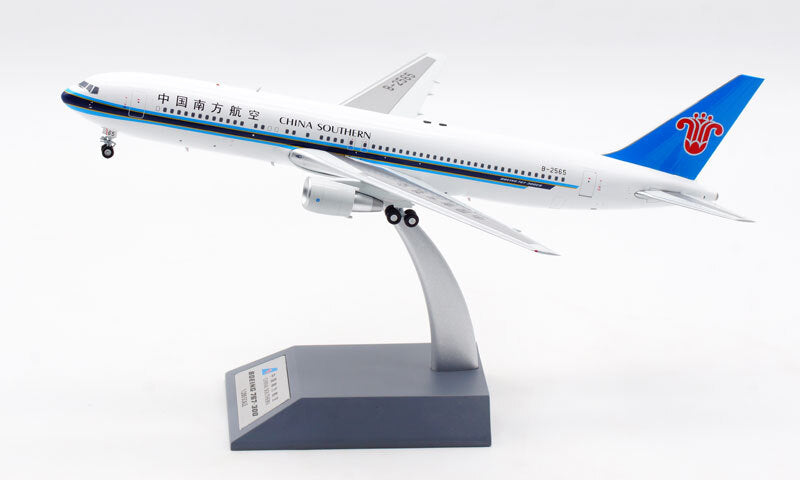 1:200 Aviation CHINA SOUTHERN BOEING B767-300ER Airplane Diecast Plane Model