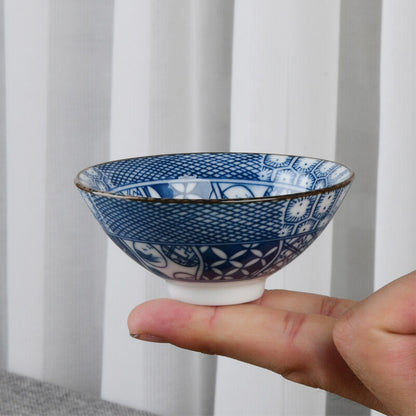 Blue-and-white porcelain tea cup for Pu'er tea Chinese kungfu tea cup Jingdezhen