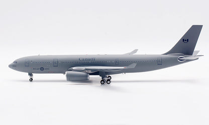 1:200 30CM InFlight Canada AIRBUS CC-330 HUSKY Aeroplane Diecast Aircraft Model