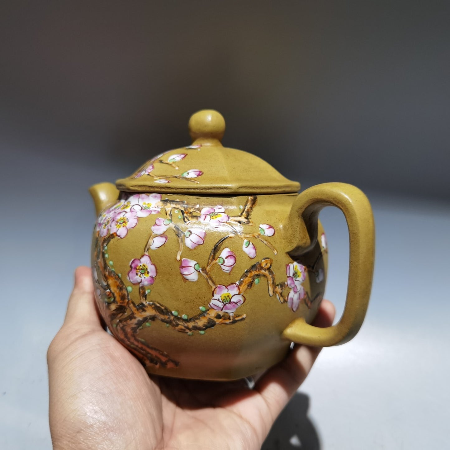 Chinese Yixing Zisha Clay Handmade Kung Fu Tea Exquisite Plum Blossom Teapot