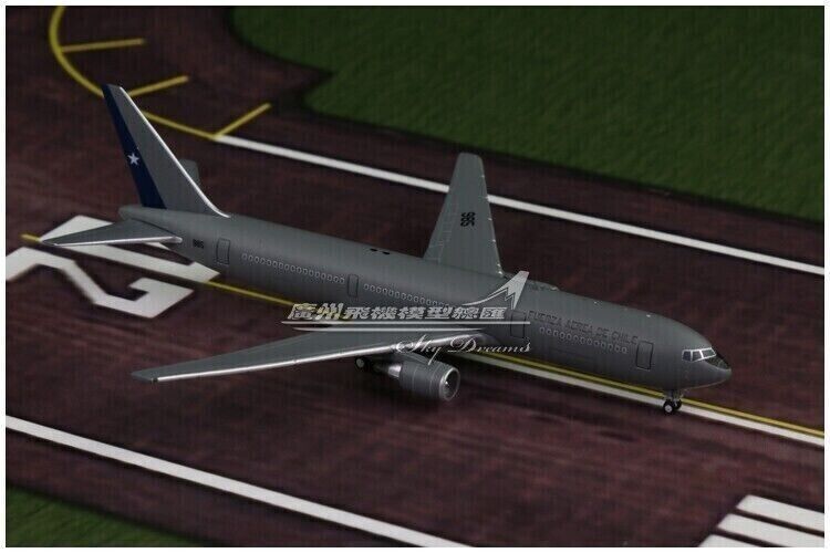 1:400 JC Wings FERZA AEREA DE CHILE BOEING 767-300 Passenger Plane Diecast Model