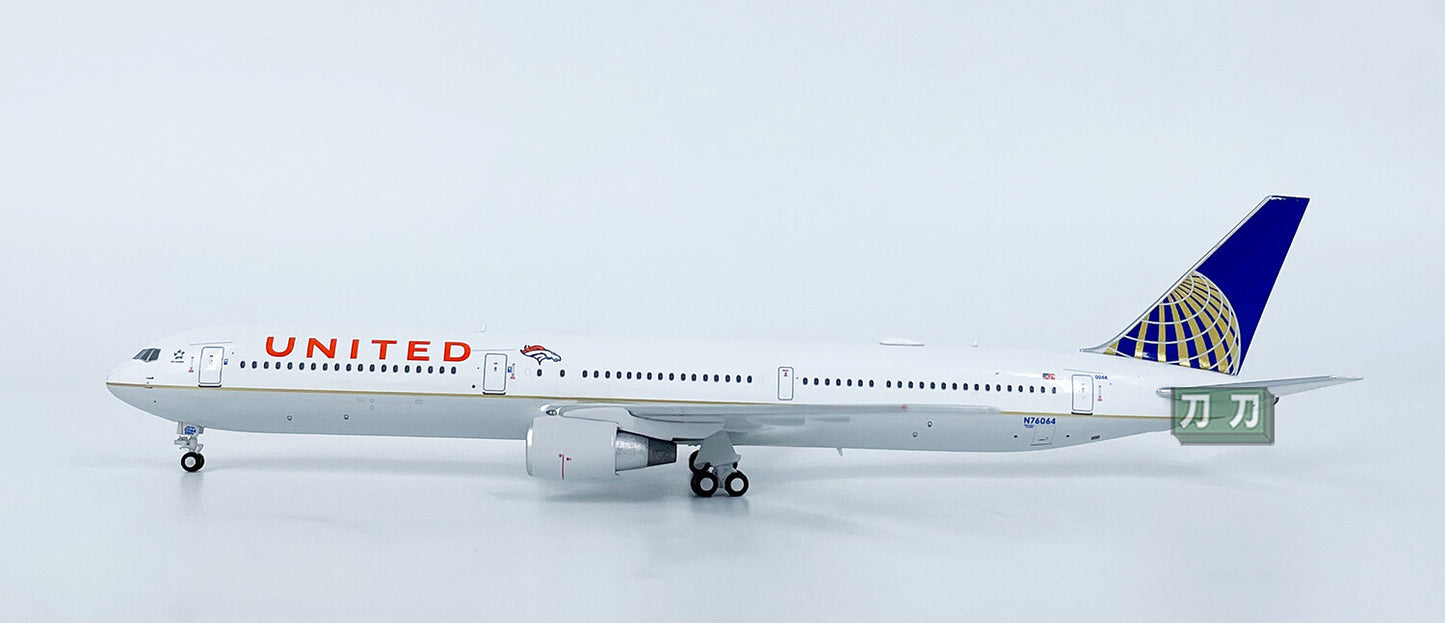 1:400 Panda UNITED BOEING 767-400 Passenger Airplane Diecast Aircraft Model